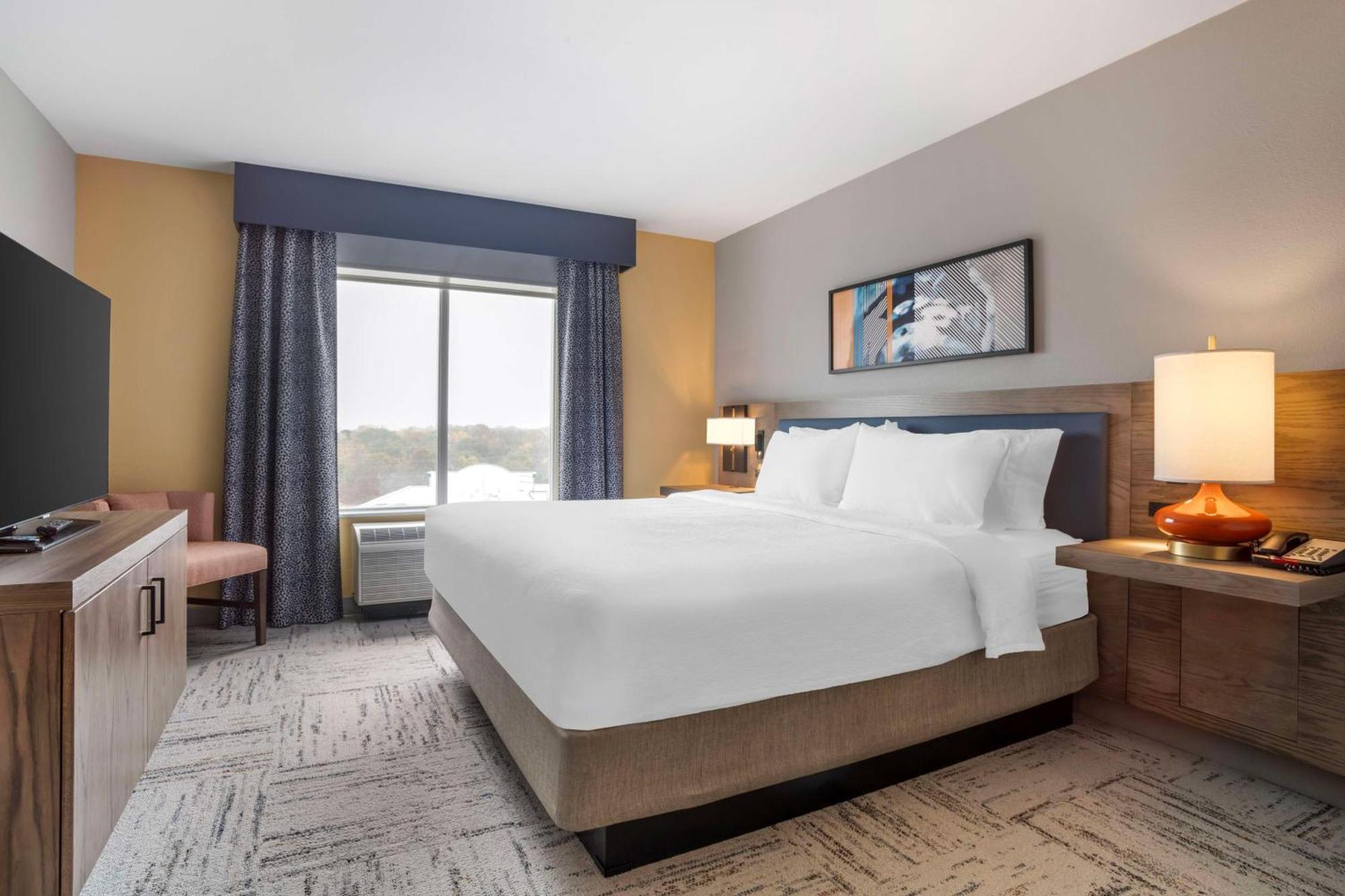 Hilton Garden Inn Charlotte/Конкорд Экстерьер фото