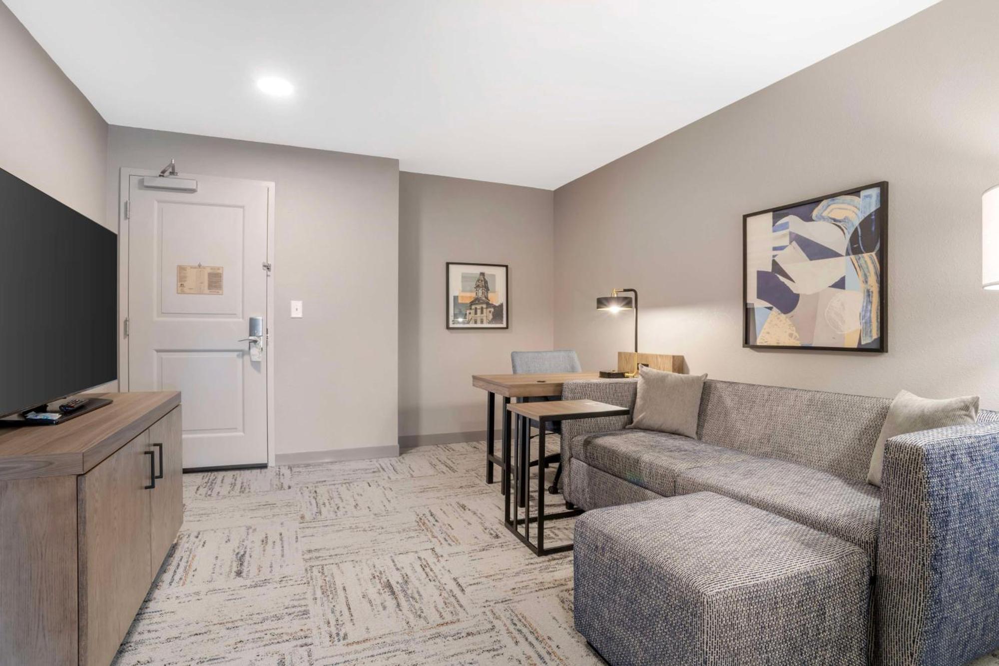 Hilton Garden Inn Charlotte/Конкорд Экстерьер фото