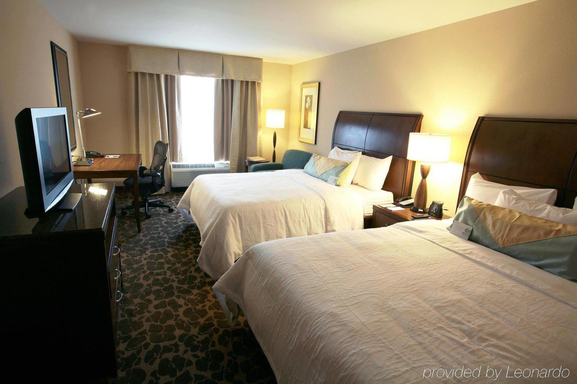 Hilton Garden Inn Charlotte/Конкорд Номер фото