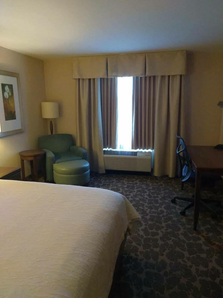 Hilton Garden Inn Charlotte/Конкорд Экстерьер фото